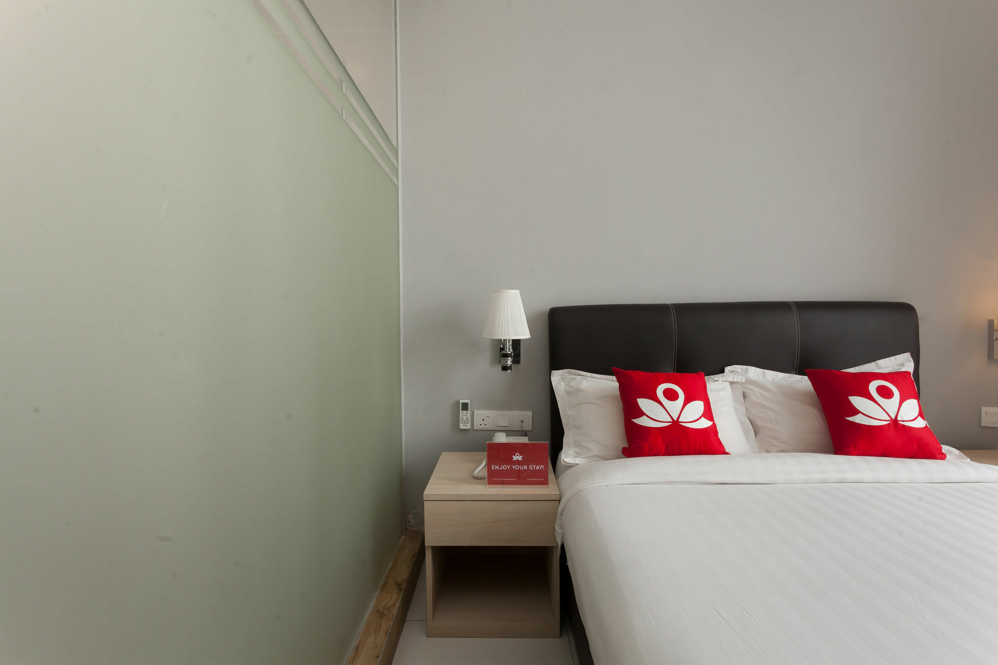 Zen Rooms Sungai Besi Kuala Lumpur Exterior foto
